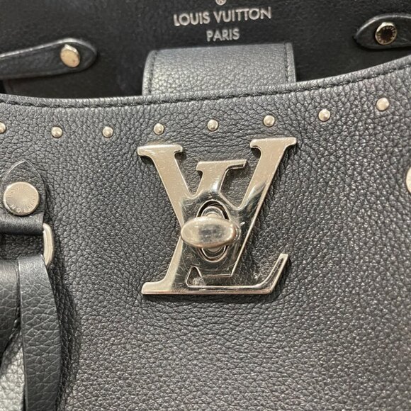 Louis Vuitton Calfskin Lockme Studs Bucket Bag Black (JB1030) - Picture 3 of 10
